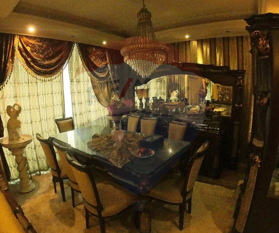 R9-1953  Spacious Apartment 220m for Sale in Boulevard - Tripoli — الصورة 3 من 12