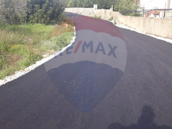 R9-1960 Land 2205 sqm for sale in Btouratij - Koura, Ideal for Residential Development — Photo 3 of 5