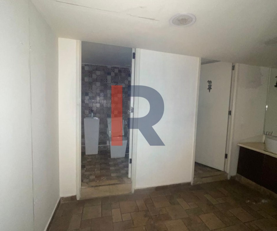 R9-1962 Shop 190m for Rent in Dam w Farez - Tripoli — الصورة 8 من 10