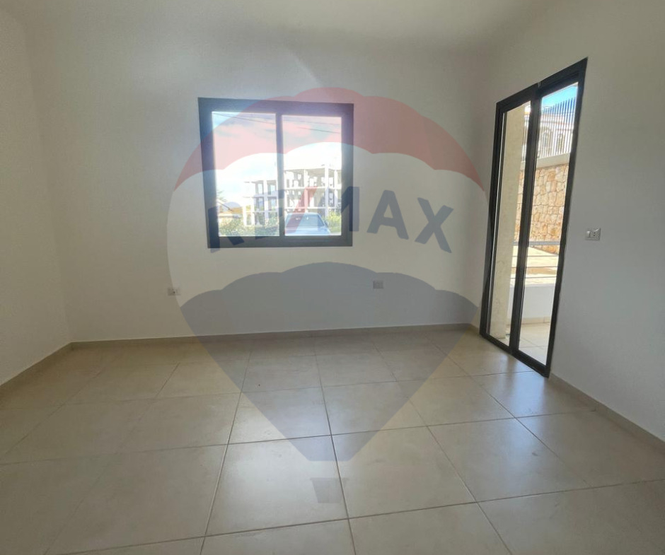 R9-1963 Brand New Apartment 140m with 100m Garden for Rent in Nakhle - Koura — Photo 3 of 7