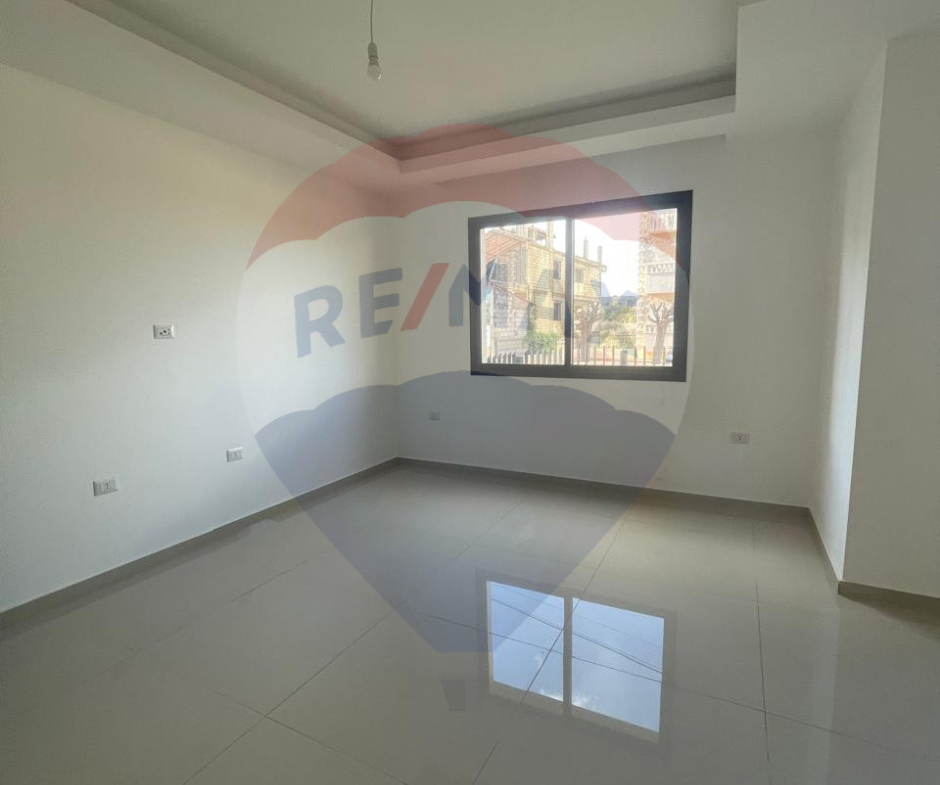 R9-1963 Brand New Apartment 140m with 100m Garden for Rent in Nakhle - Koura — Photo 4 of 7