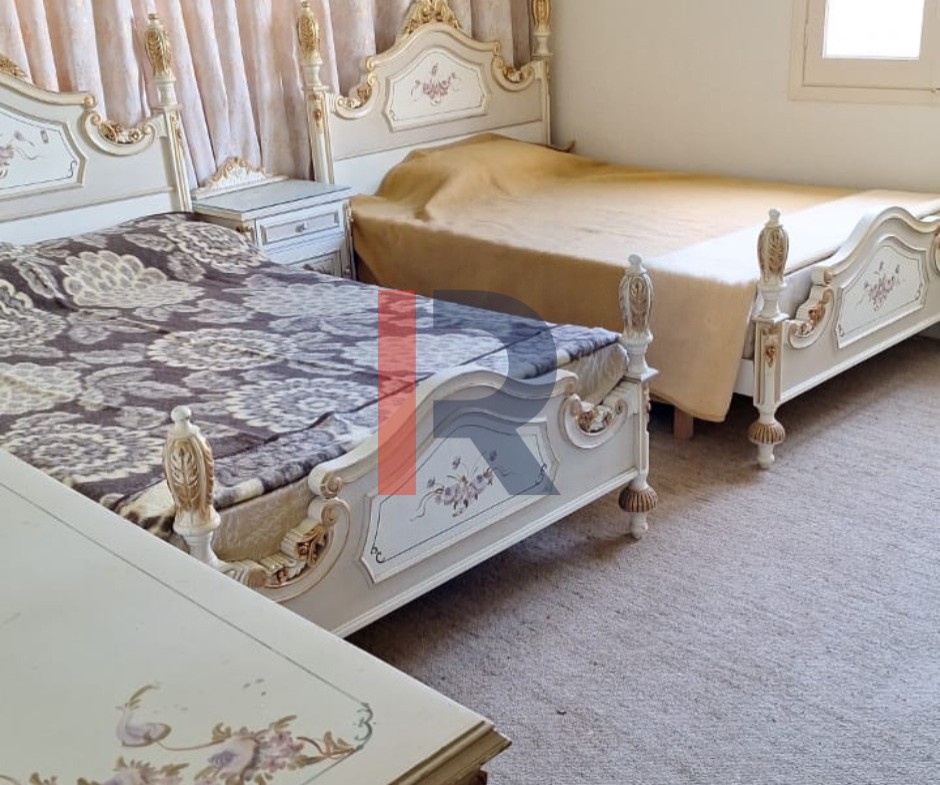 R9-1972 Stunning 4-Floor Villa with 2600m Land for sale in Assoun - Dinnieh — Photo 6 of 13