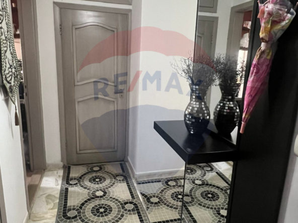 R9-1986 Apartment 130m for sale in Al-Qobbeh - Tripoli — الصورة 4 من 9