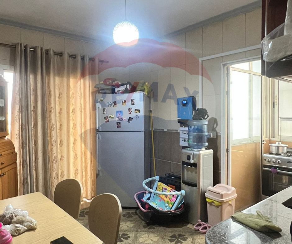 R9-1986 Apartment 130m for sale in Al-Qobbeh - Tripoli — الصورة 7 من 9