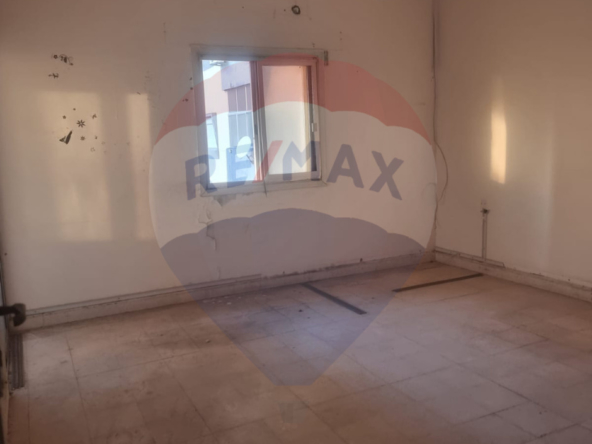 R9-1986 Spacious Apartment 335m for sale in Al Matal Al Azrak - Koura — Photo 2 of 13