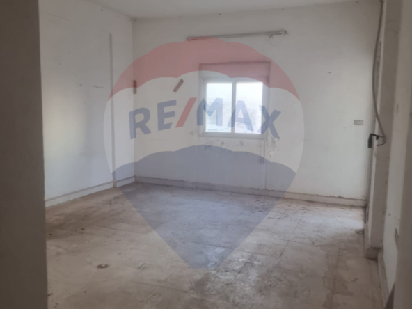 R9-1986 Spacious Apartment 335m for sale in Al Matal Al Azrak - Koura — Photo 4 of 13