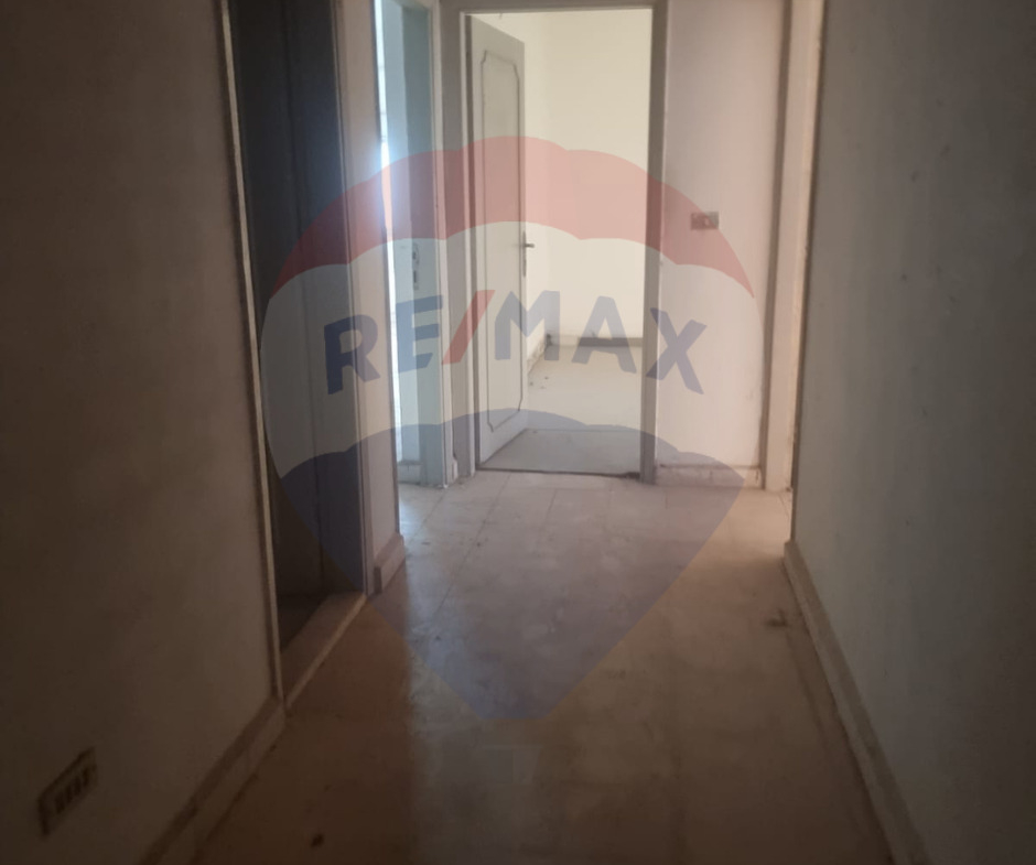 R9-1986 Spacious Apartment 335m for sale in Al Matal Al Azrak - Koura — Photo 7 of 13