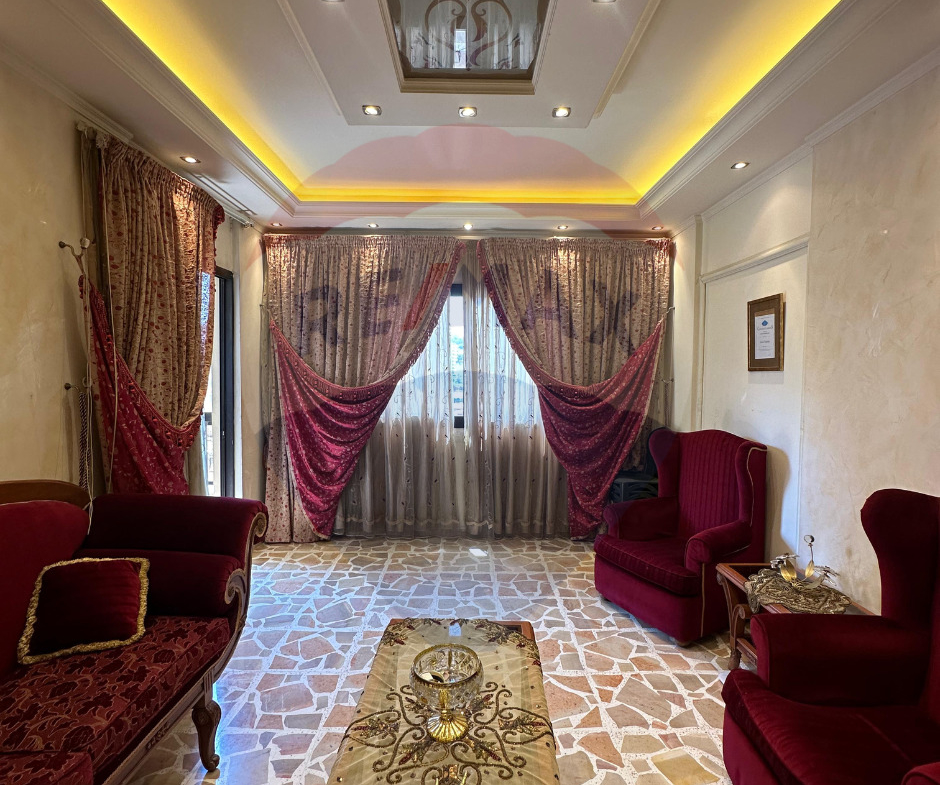 R9-1993 Apartment 150m for sale in Muharram - Tripoli — الصورة 2 من 9