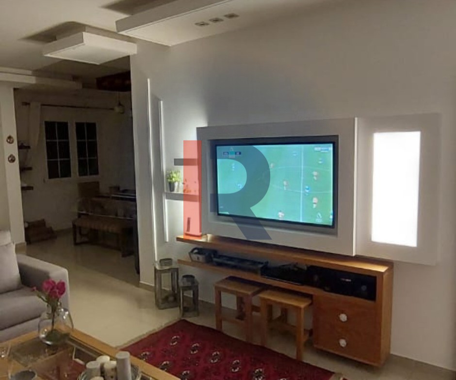 R9-1994 Apartment 180m for sale in Mejdlaya - Zgharta — الصورة 2 من 12