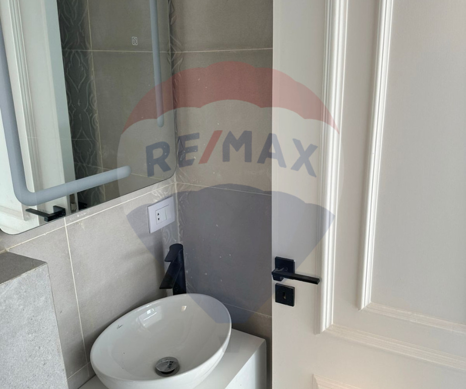 R9-2000 Brand-New Apartment 150m² for Sale in Daher El Ain - Koura — الصورة 17 من 19