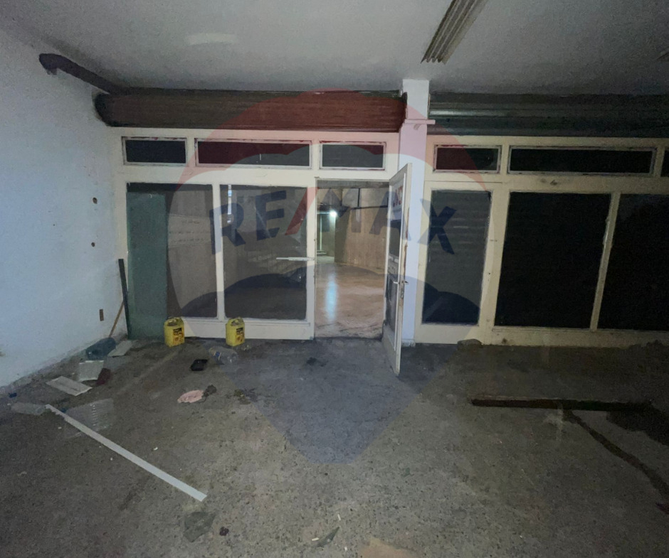 R9-2080 Two Connected Shops 130m² for sale in Houriya Street - Tripoli — الصورة 6 من 6