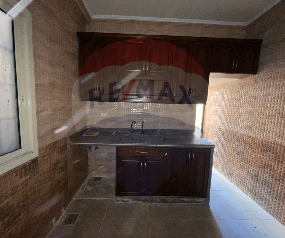 R9-2031 Apartment 150m for sale in Zahriyeh Tripoli — Photo 4 of 10