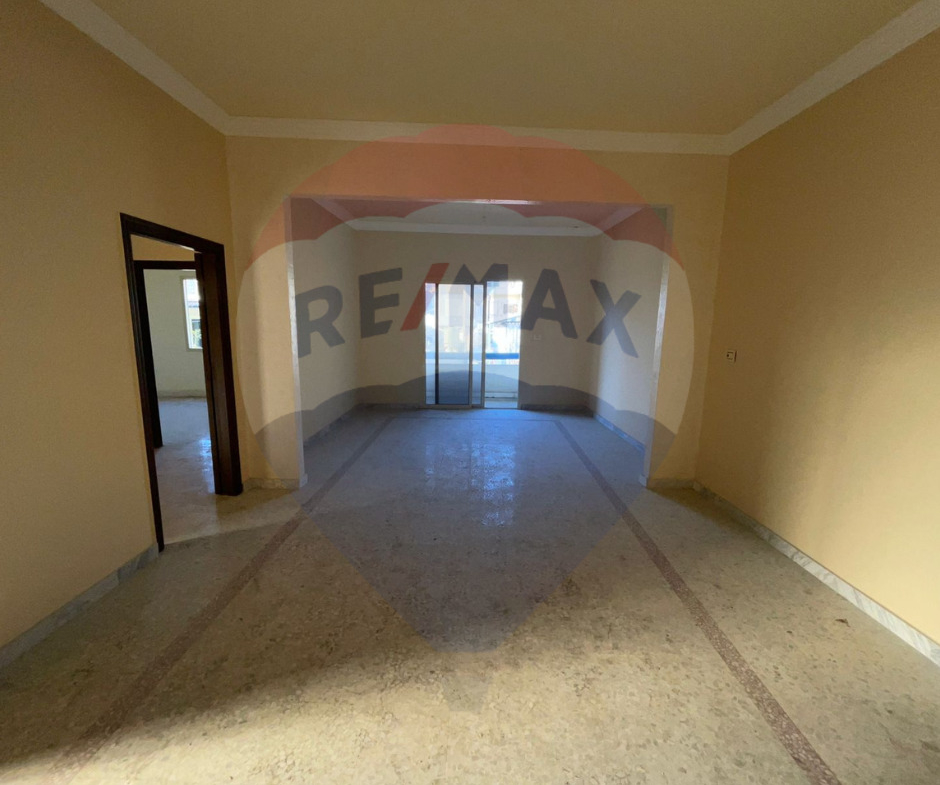 R9-2031 Apartment 150m for sale in Zahriyeh Tripoli — Photo 5 of 10