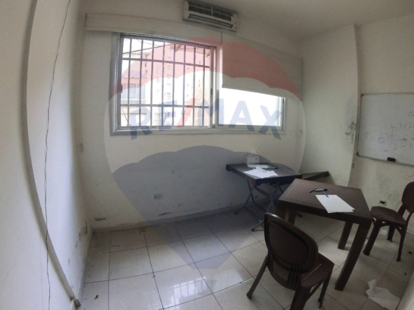 R9-2026 Office 50m for rent in Nadim El Jisr Street Tripoli — الصورة 5 من 5