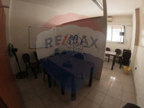 R9-2026 Office 50m for rent in Nadim El Jisr Street Tripoli — الصورة 3 من 5