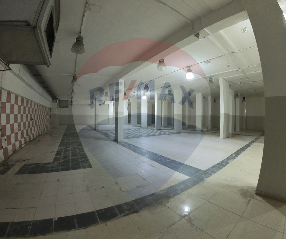 R9-2048 Warehouse for sale in Kobbeh Riva Street Tripoli — الصورة 3 من 13