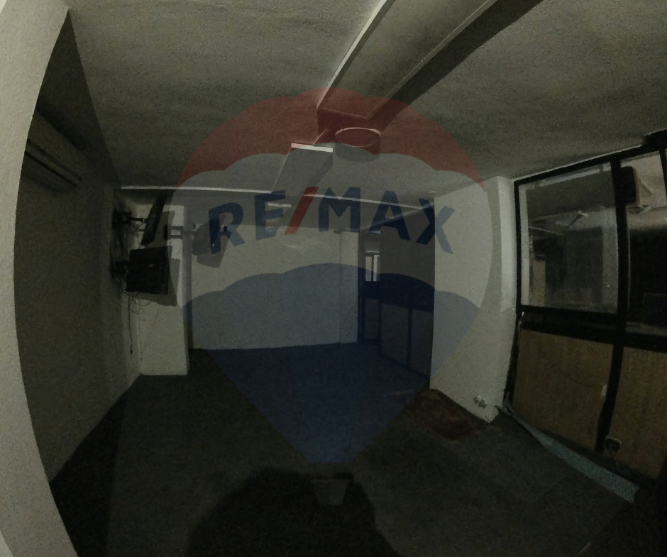 R9-2048 Warehouse for sale in Kobbeh Riva Street Tripoli — الصورة 4 من 13
