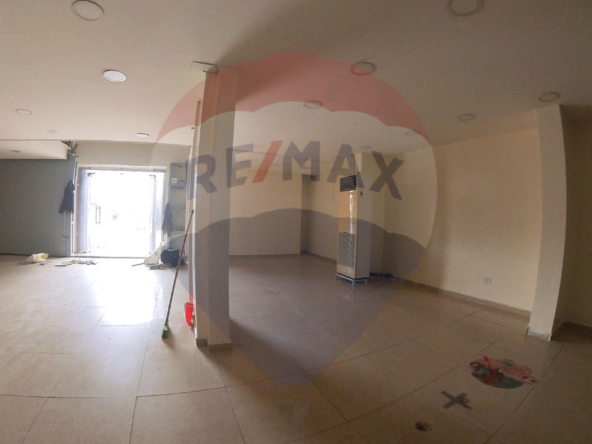 R9-2035 Very spacious warehouse for sale in Kobbeh Tripoli — Photo 2 of 11