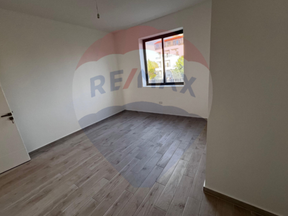 R9-2047 Apartment for sale in Haykaliyeh Koura — Photo 2 of 10