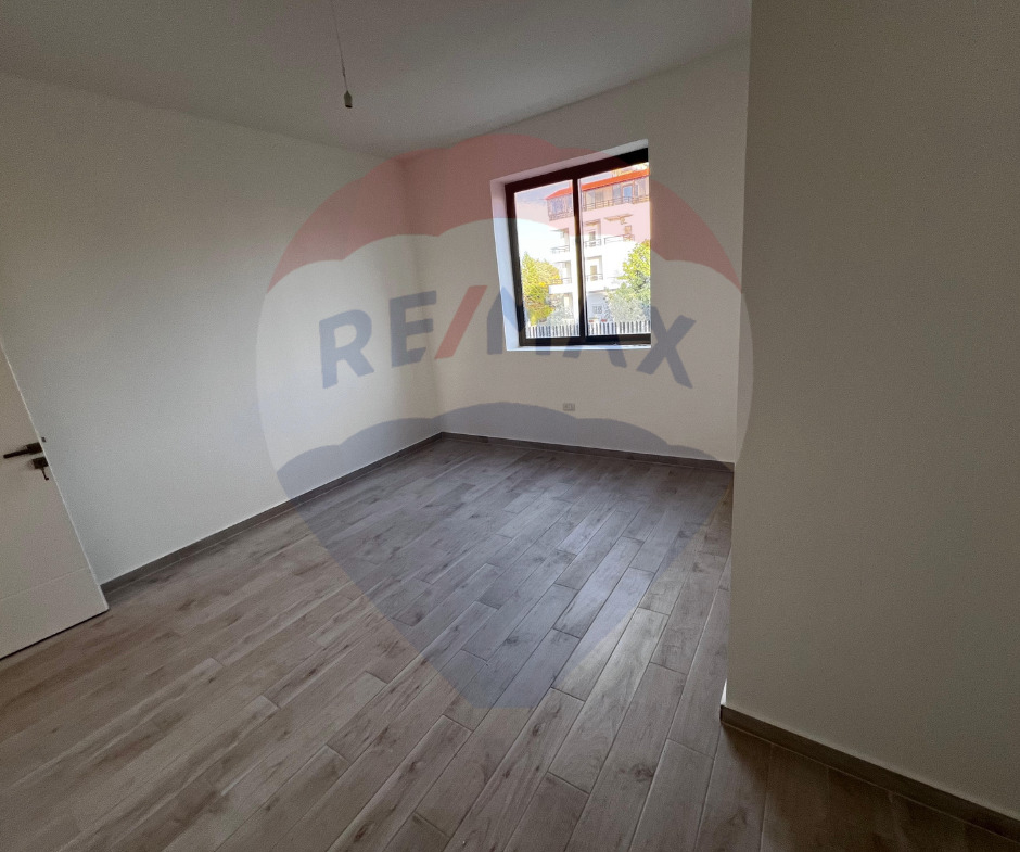 R9-2047 Apartment for sale in Haykaliyeh Koura — Photo 2 of 10