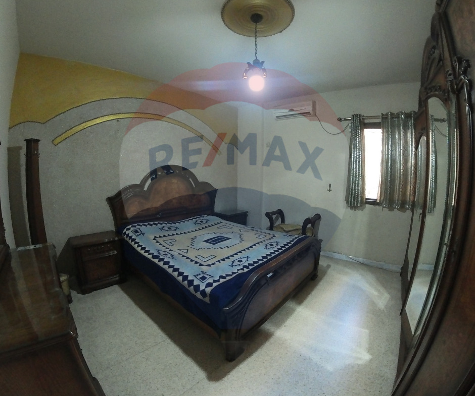 R9-2037 Apartment for sale in Mina Ziraa - Tripoli — الصورة 2 من 6