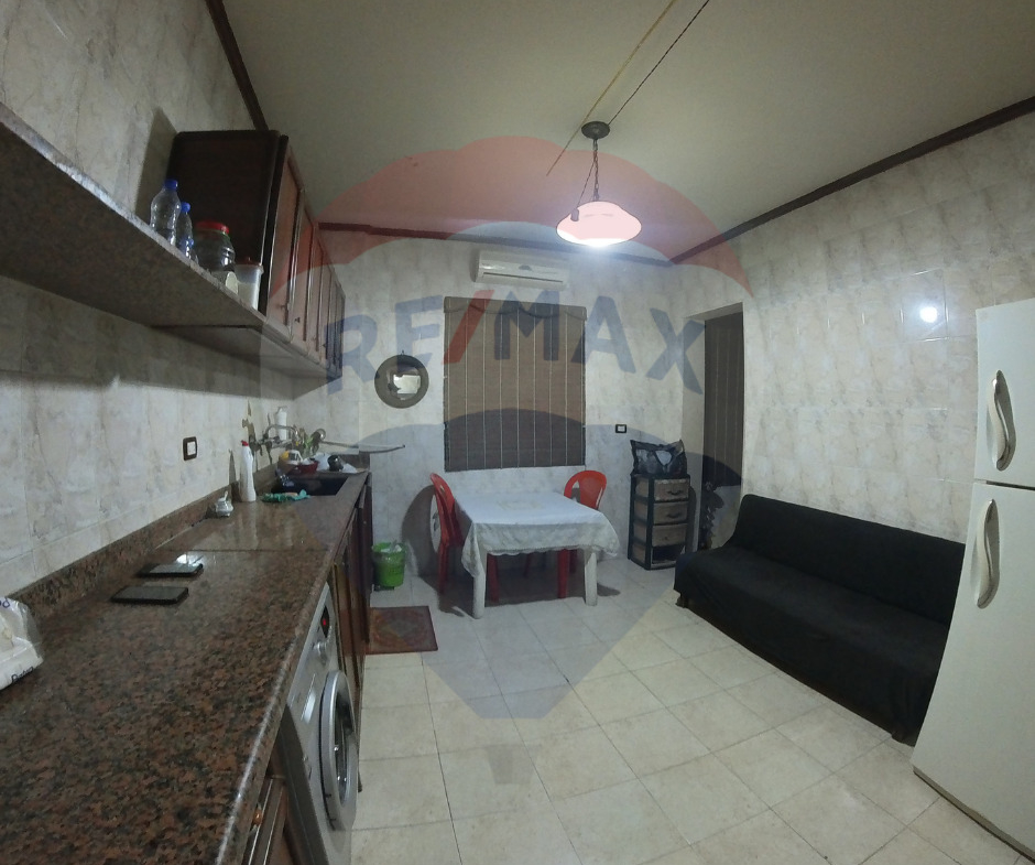 R9-2037 Apartment for sale in Mina Ziraa - Tripoli — الصورة 4 من 6