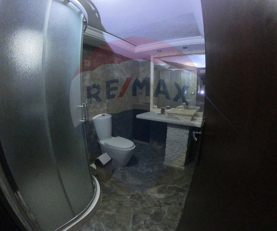R9-2041 Well-decorated apartment for sale in Daher Al Ein Koura — Photo 5 of 9
