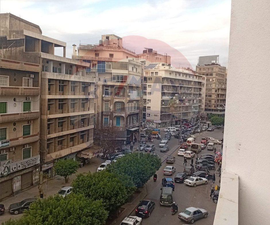 R9-2062 Office for Sale in Icharat Azmi – Tripoli, 80 m²مكتب للبيع في إشارات عزمي – طرابلس، 80 م² — Photo 2 of 9
