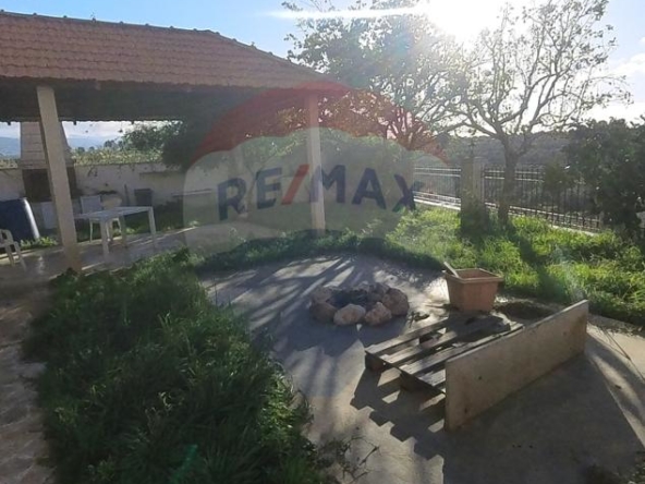 R9-2067 Luxury Villa for Sale in Kfarkahel - Koura — الصورة 3 من 14
