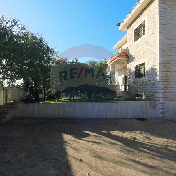 R9-2067 Luxury Villa for Sale in Kfarkahel - Koura — الصورة 6 من 14