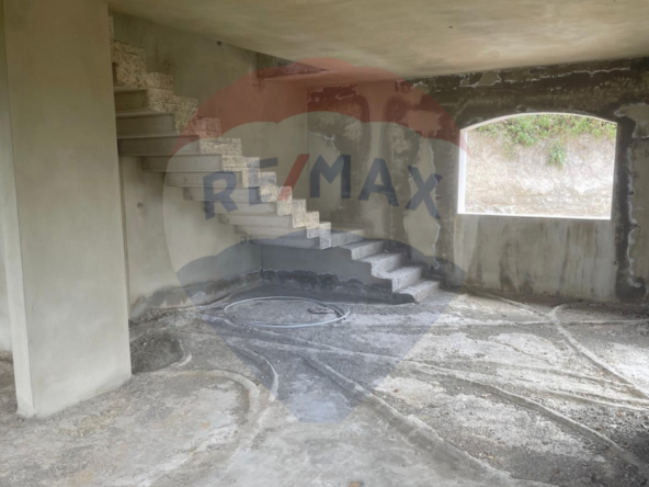 R9-2072 Under Construction Villa 180m for sale in Ras Nhache - Batroun — الصورة 3 من 6