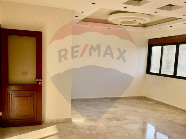 R9-2105  Apartment 185m for sale in Abou Samra - Tripoli — Photo 5 of 8