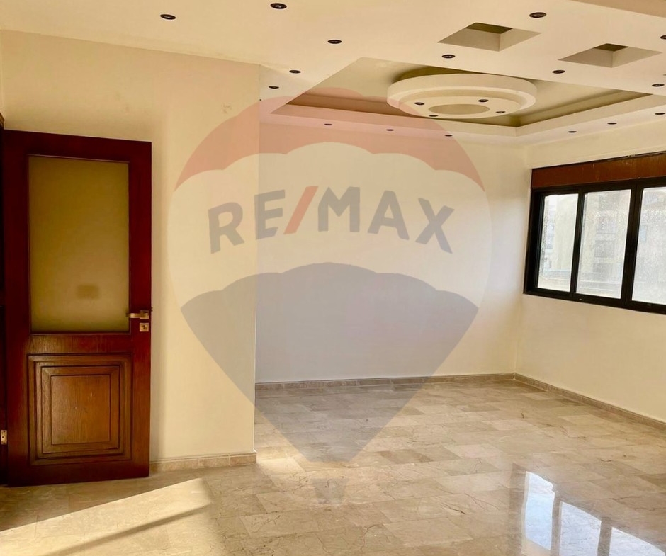 R9-2105  Apartment 185m for sale in Abou Samra - Tripoli — Photo 5 of 8