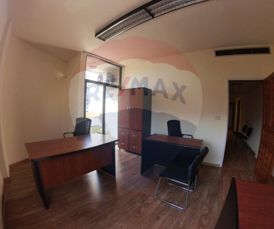R9-2138 Office for rent in Maarad — الصورة 2 من 4
