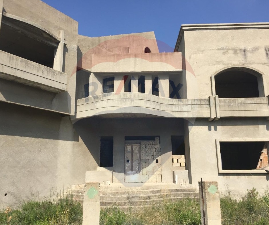 R9-2122 Underconstruction Villa 835m for sale in Afesdik Koura — الصورة 2 من 5