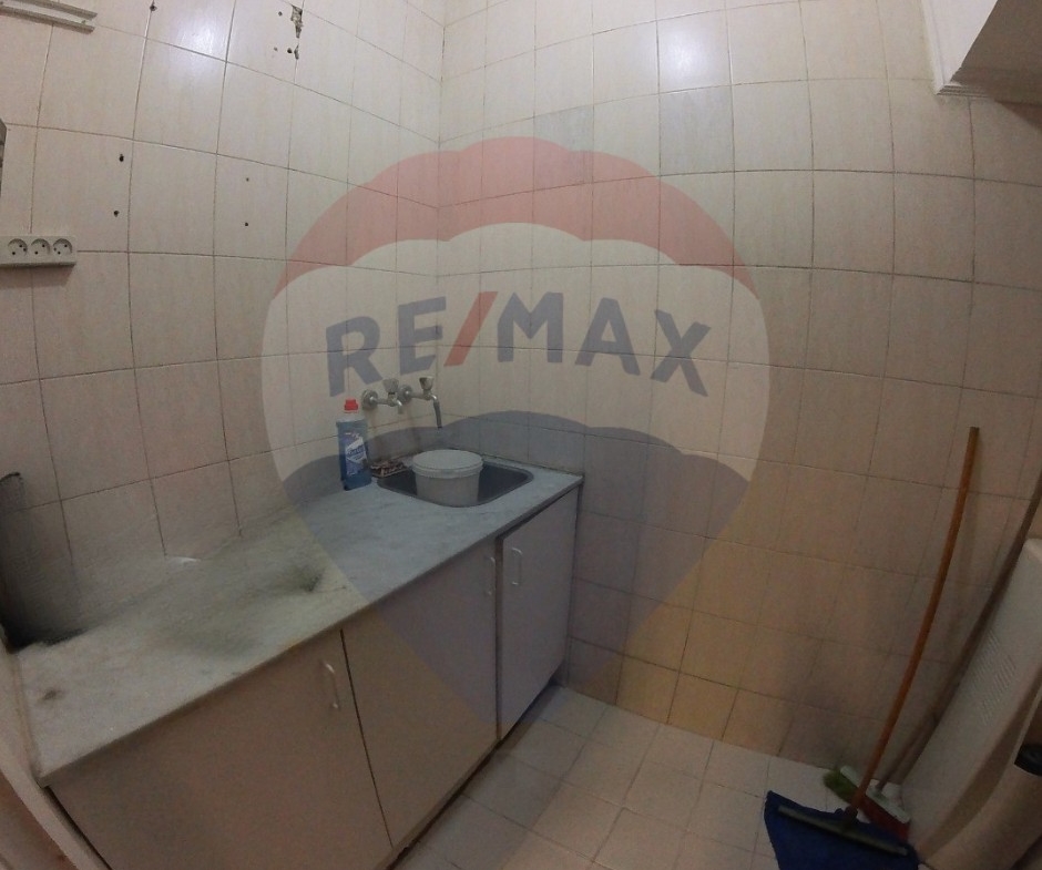 R9-2138 Office for rent in Maarad — الصورة 3 من 4