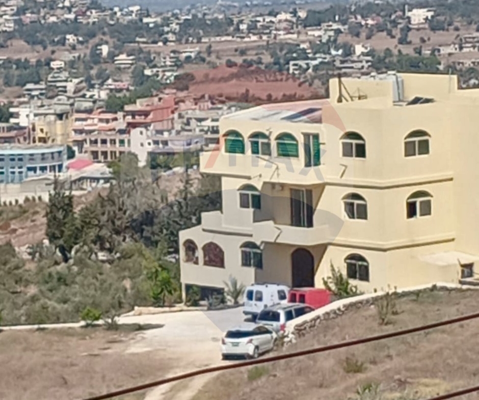 R9-2153  Agricultural Land 8000m with Building 600m for sale in Bireh Akkar — Photo 3 of 5