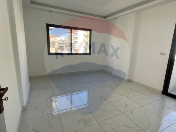 R9-2159 Apartment 170m for sale in Maarad Tripoli — الصورة 3 من 8