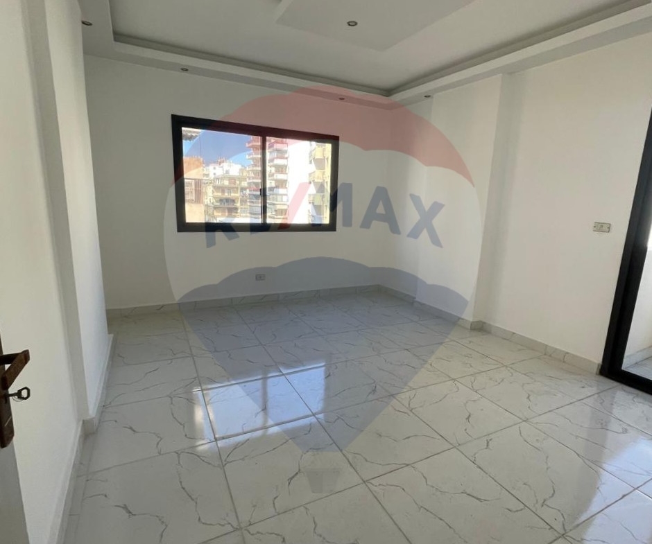 R9-2159 Apartment 170m for sale in Maarad Tripoli — الصورة 3 من 8