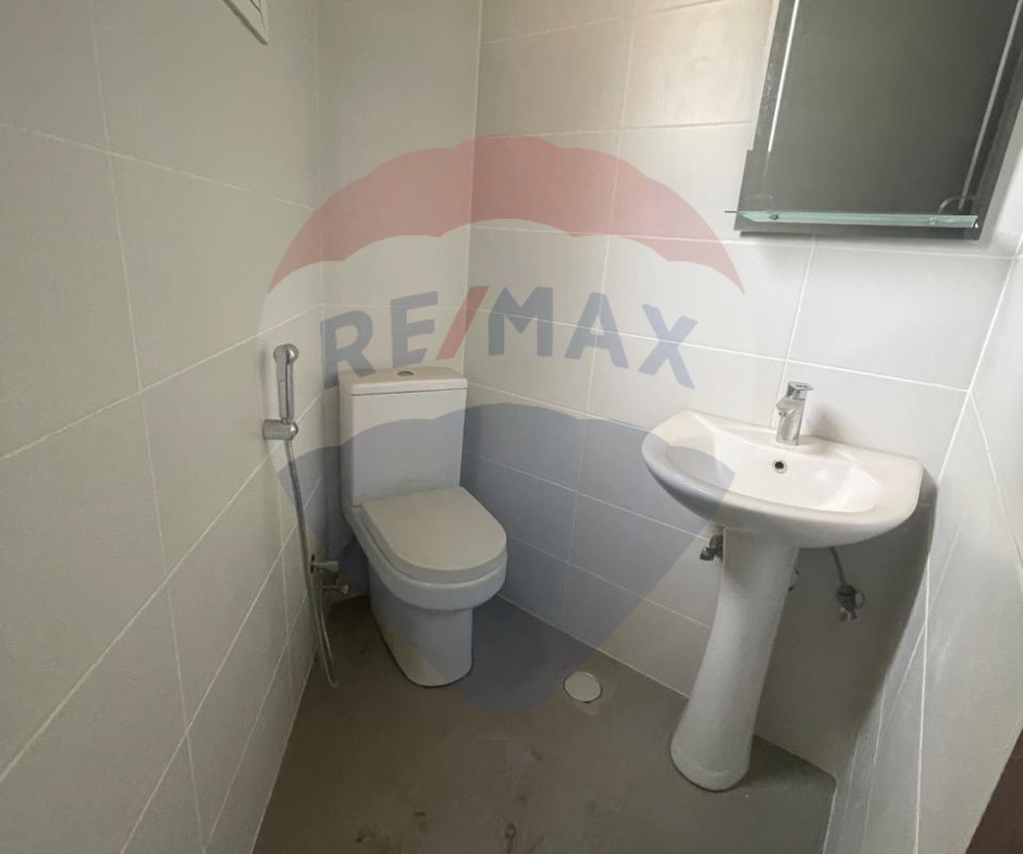 R9-2110  Office 100m for rent in Boulevard Al Salam - Bahsas, — الصورة 4 من 7