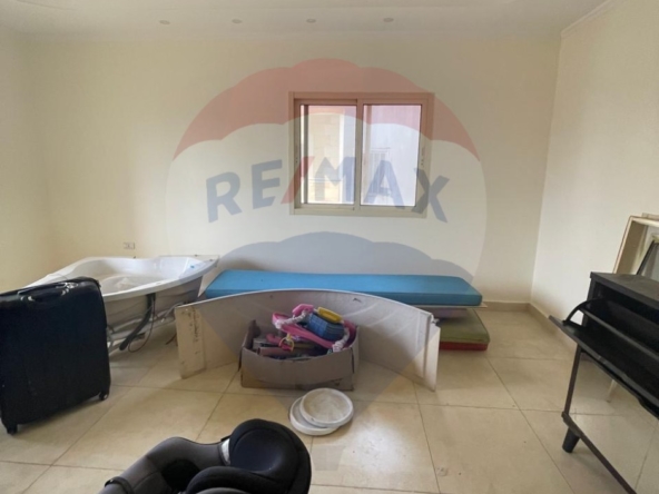 R9-2113  Ground Floor Apartment with Garden for Sale in Abu Samra Near Shifaa Hospital – Tripoli — الصورة 4 من 6