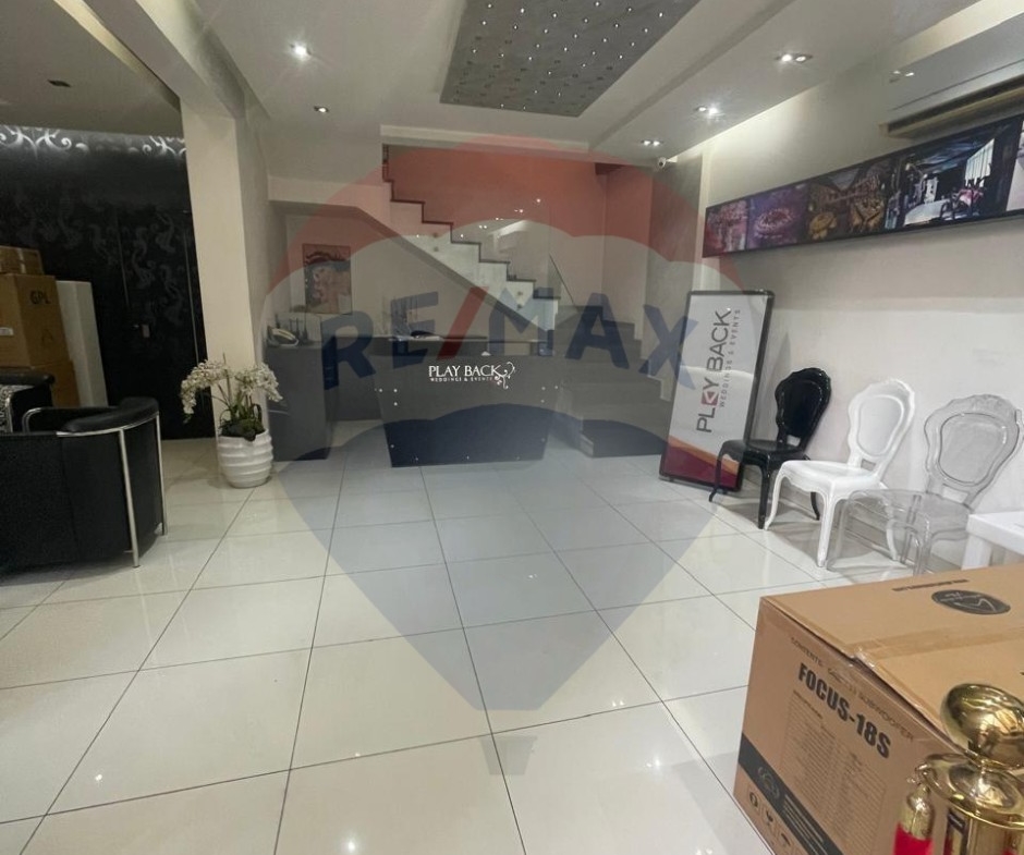 R9-2115 2 Connected Shops for Sale in Maarad Tripoli — الصورة 5 من 8