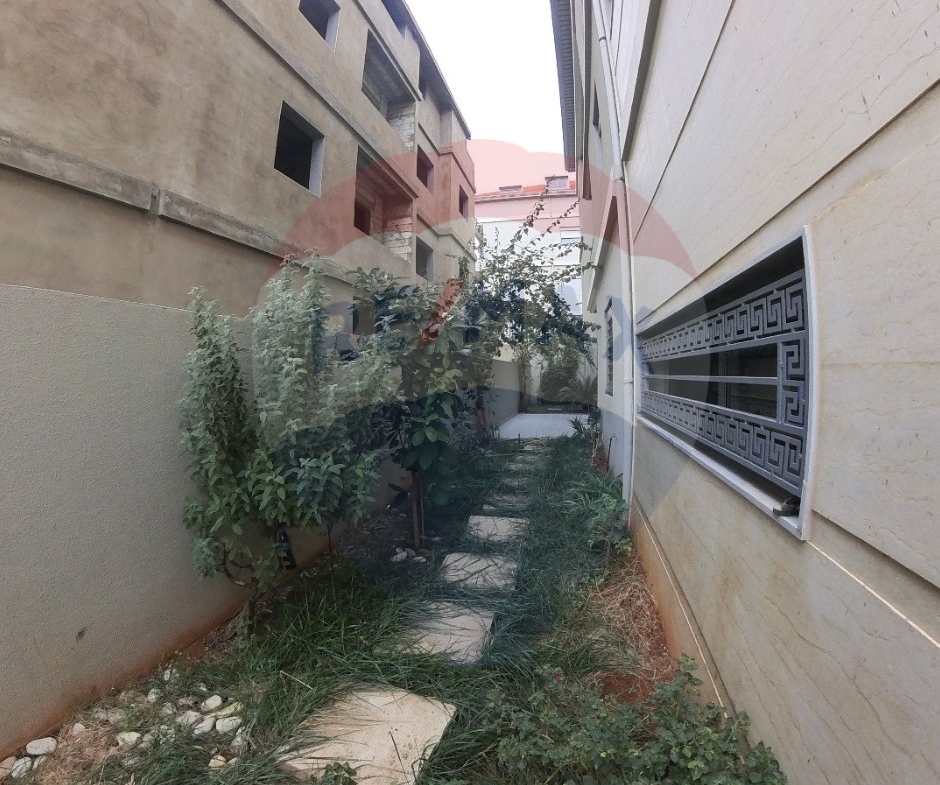 R9-2098 Apartment for sale 150m + 50m garden in Bader Hassoun - Koura — Photo 6 of 11
