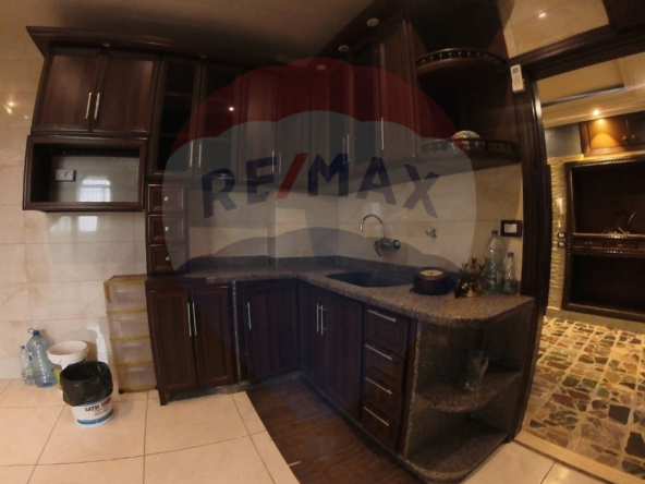 R9-2124 Apartment 150m for sale in Maarad City Complex - Tripoli — Photo 4 of 11