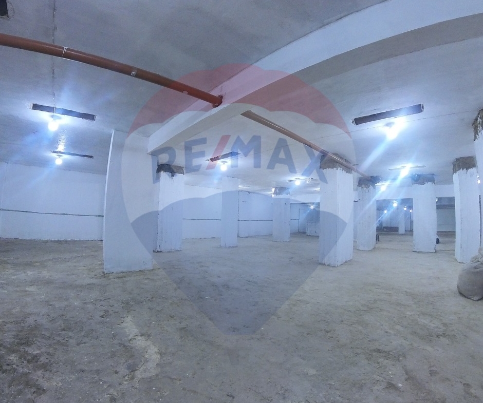 R9-2136 Warehouse 2000m for sale in Abu Samra مستودع للبيع – أبو سمرا، طرابلس — الصورة 7 من 10