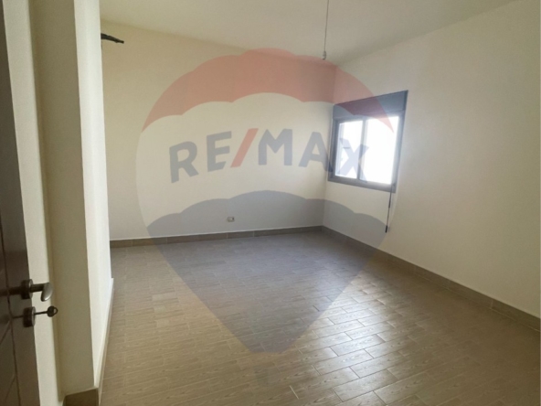 R9-2182 Apartment 200m for Sale in Boulevard Tripoli – Very Good Condition — الصورة 3 من 9