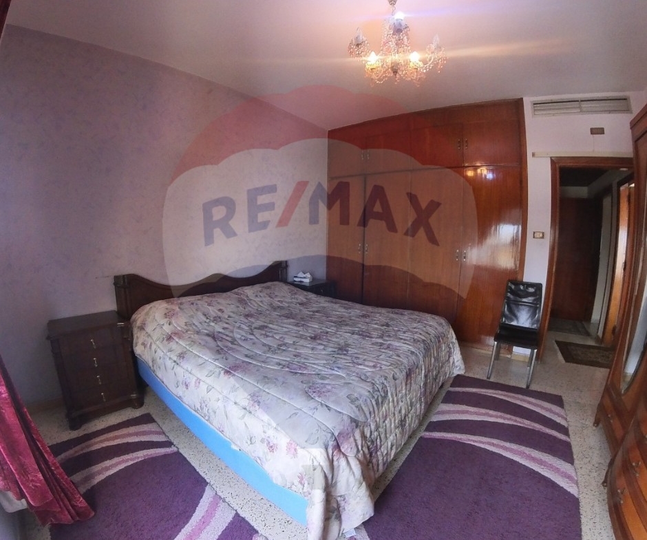 R9-2168 Apartment 300m for sale in Corniche El Mina — الصورة 5 من 13