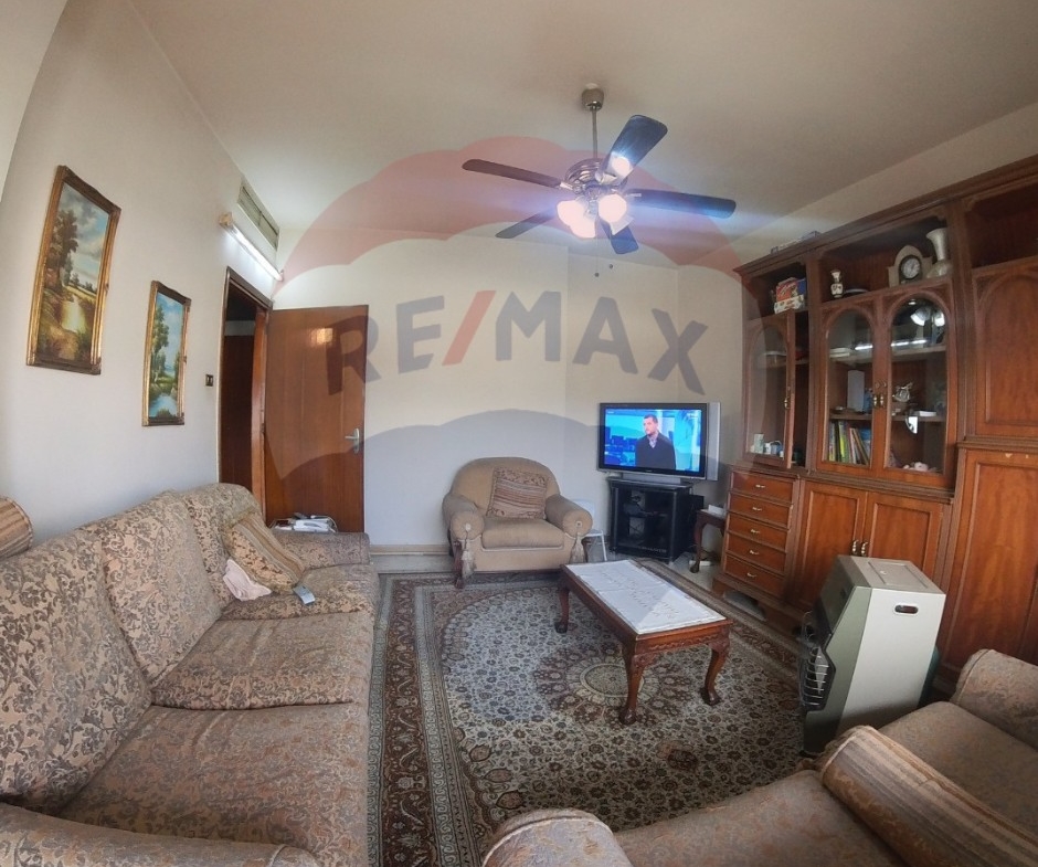 R9-2168 Apartment 300m for sale in Corniche El Mina — الصورة 8 من 13