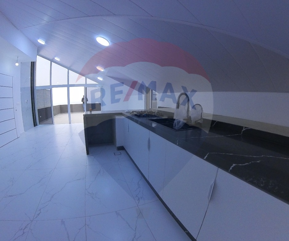 R9-2251 Triplex 381m for sale in Balamand - Koura — الصورة 10 من 22
