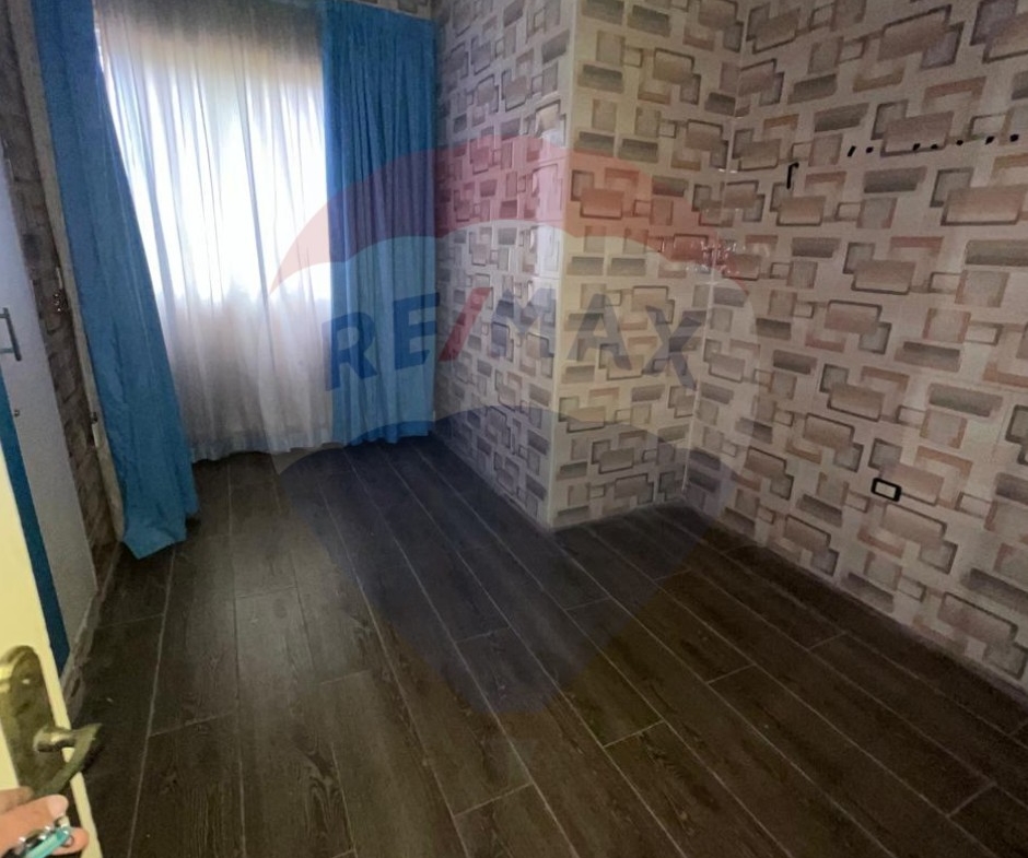 R9-2275 Apartment 300m for sale in Abu Samra - Tripoli — الصورة 10 من 11